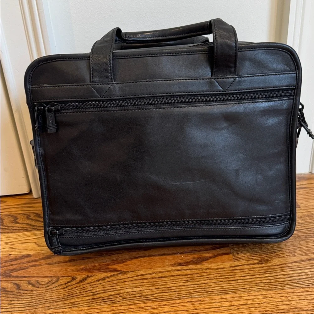 TUMI | Alpha Leather Briefcase | Black Multi-Zip Laptop Bag | OS